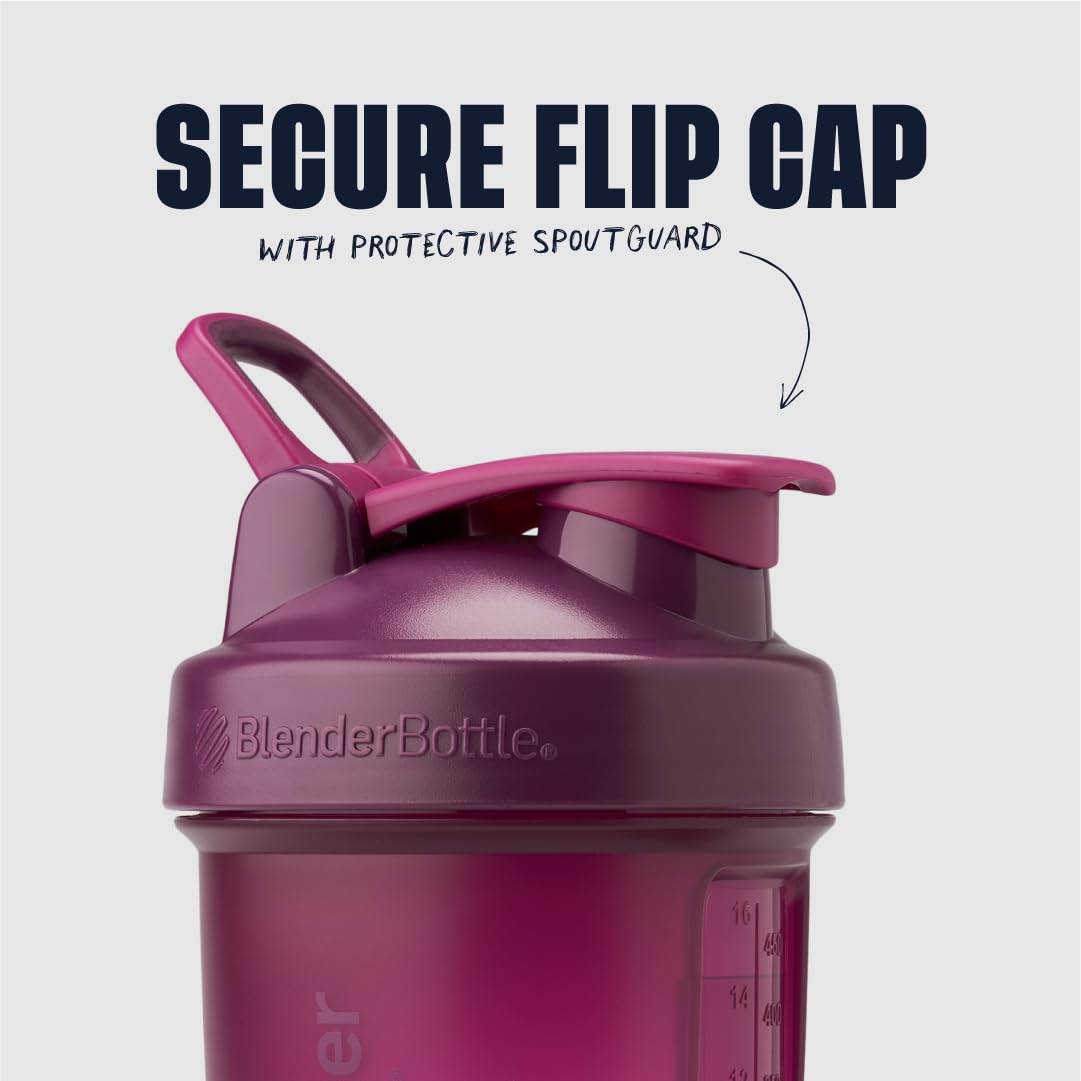 BlenderBottle ProStak BlenderBall en primer plano mezcla sin grumos