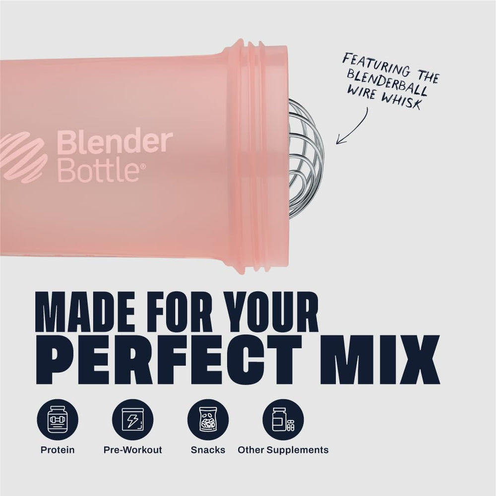 Frascos Twist n' Lock de BlenderBottle apilados que ahorran espacio y organizan suplementos