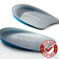 BloomLab vista frontal de una copa de gel para talón con perfil bajo y comodidad
