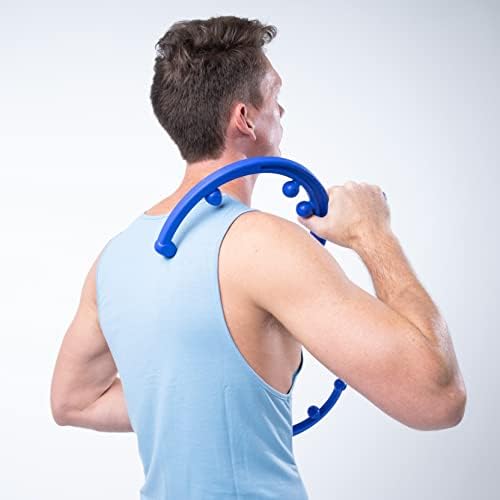 Body Back comparación de tamaño frente a una mano, muestra alcance y palanca ergonómica