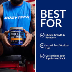 Mano sosteniendo el bote BodyTech para comparar tamaño y portabilidad real