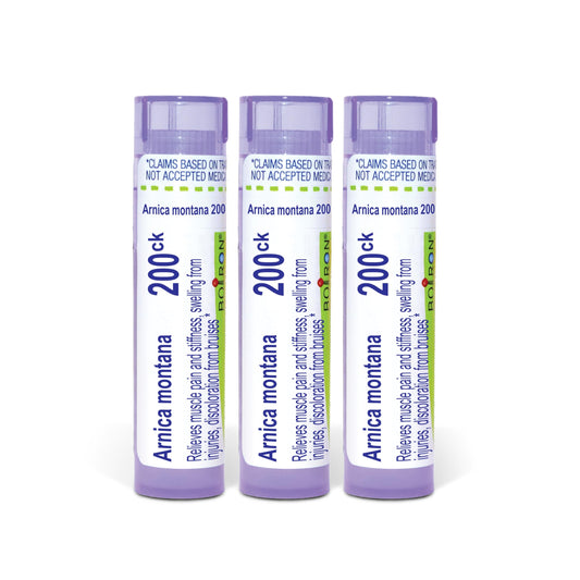 Boiron Arnica Montana frente del empaque mostrando beneficios portátiles