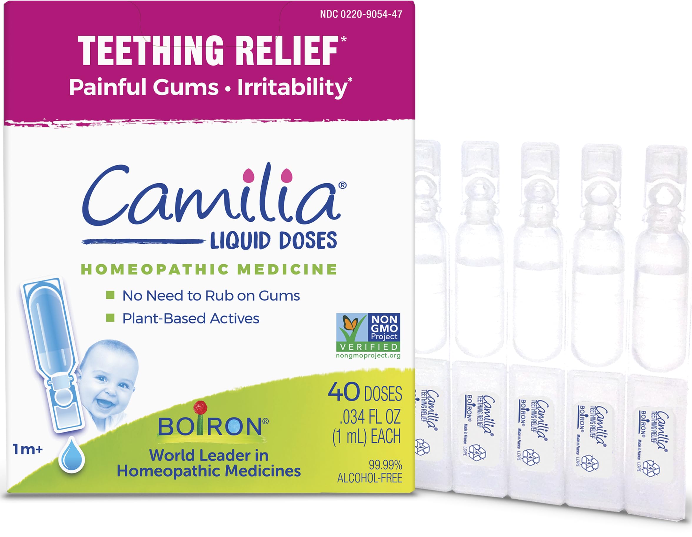 Boiron Camilia frente del empaque mostrando las 8 cajas prácticas y beneficios de transporte