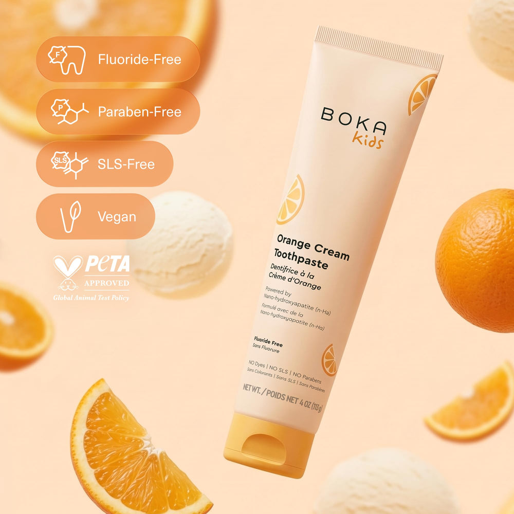 Boka tubo junto a juguete para comparar tamaño apto para niños