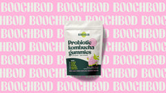 BoochBod frasco con concepto de SCOBY ilustrando origen de kombucha