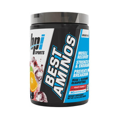 BPI Sports envase junto a una mano para comparar tamaño y servicios
