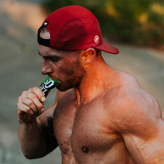 BARE PERFORMANCE NUTRITION primer plano de manzana y canela como sabor natural