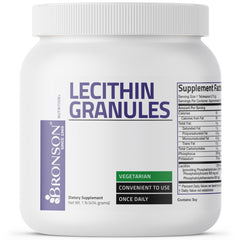 Vaso con batido matinal mezclado con Bronson Lecithin Granules para mezcla fácil y energía