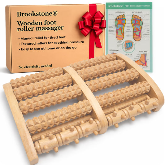 Brookstone vista frontal del rodillo de madera masaje para confort plantar