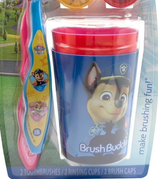Brush Buddies comparación de tamaño con mano infantil para visualización de escala