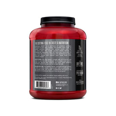 BSN SYNTHA-6 Edge batido en cocina con frutas y leche para opción de receta