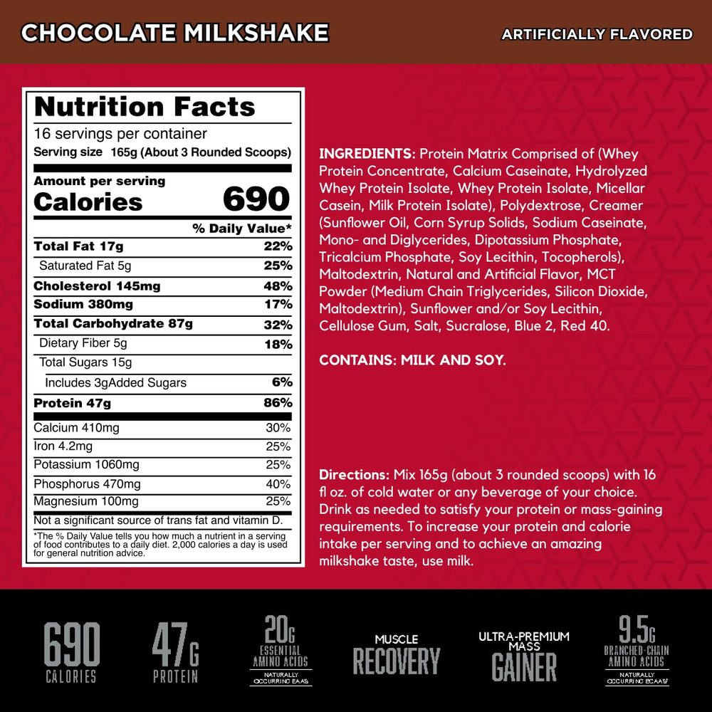 Vaso con batido BSN True-Mass Choc Milkshake listo para beber y recuperar energía