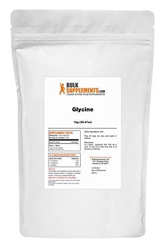 BulkSupplements textura del polvo de glicina en primer plano, pureza visible para mezclar