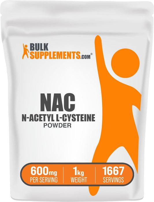 BulkSupplements envase frontal de NAC en polvo mostrando tamaño y marca, conveniencia