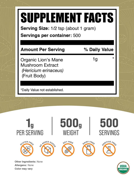 BulkSupplements primer plano del polvo de Lion's Mane, textura fina y consistente