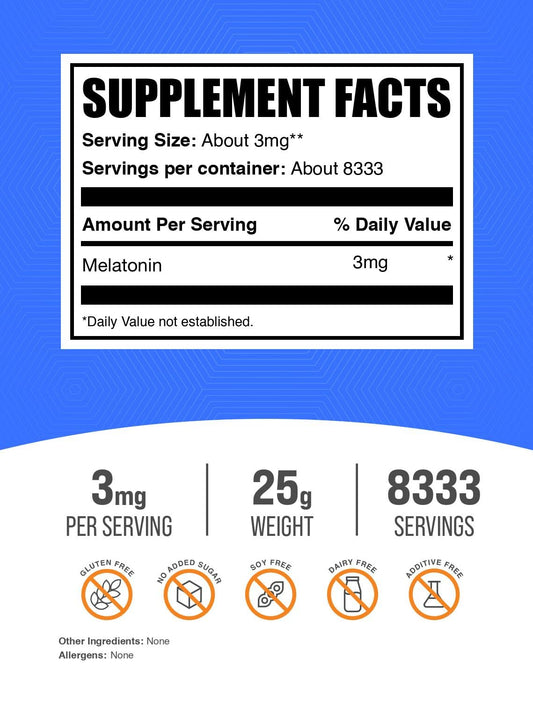 BulkSupplements textura del polvo de melatonina en primer plano, fácil de mezclar