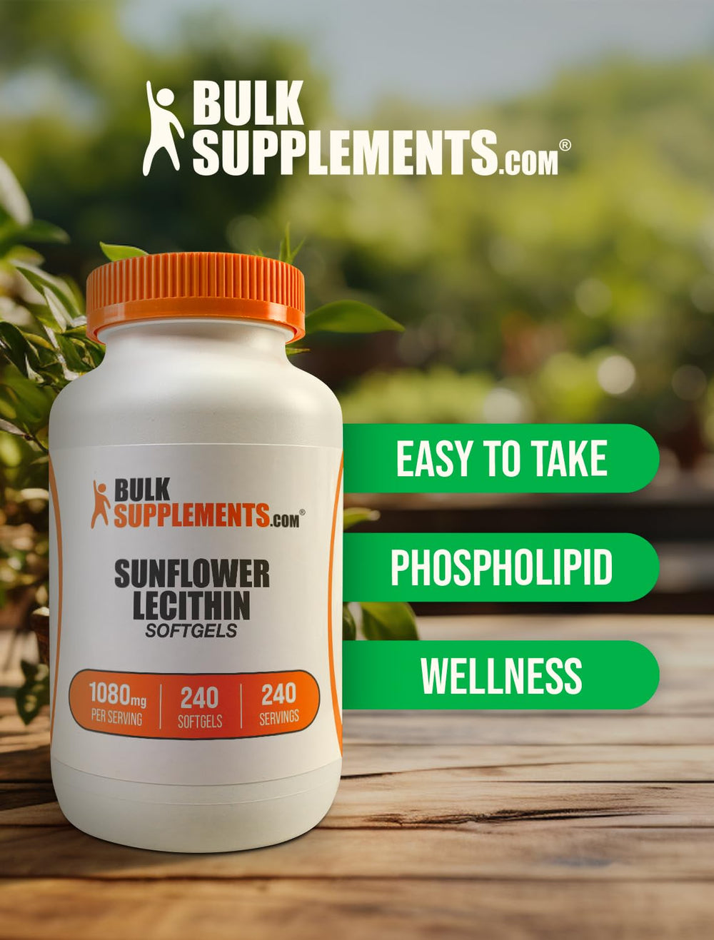 BulkSupplements softgel junto a botella de agua en contexto de uso diario