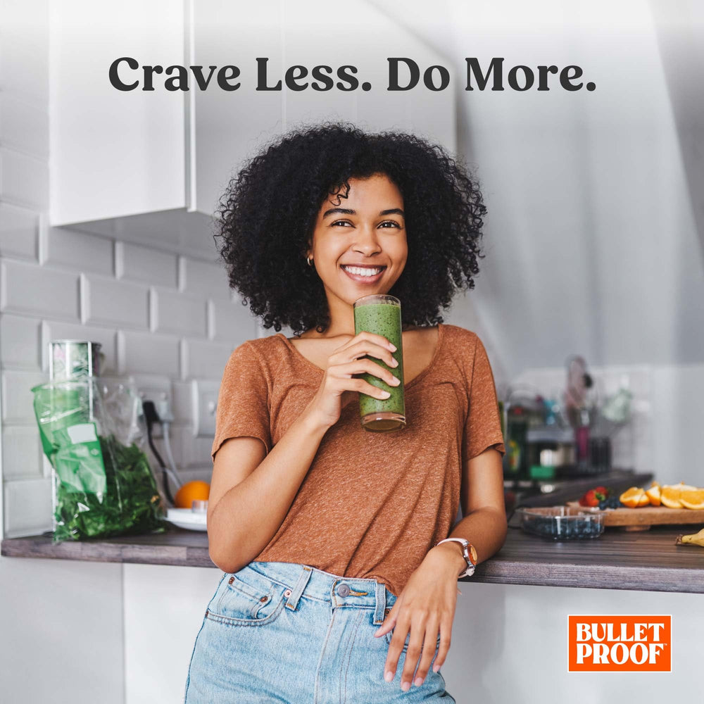Bulletproof producto en cocina con batido saludable, estilo de vida funcional