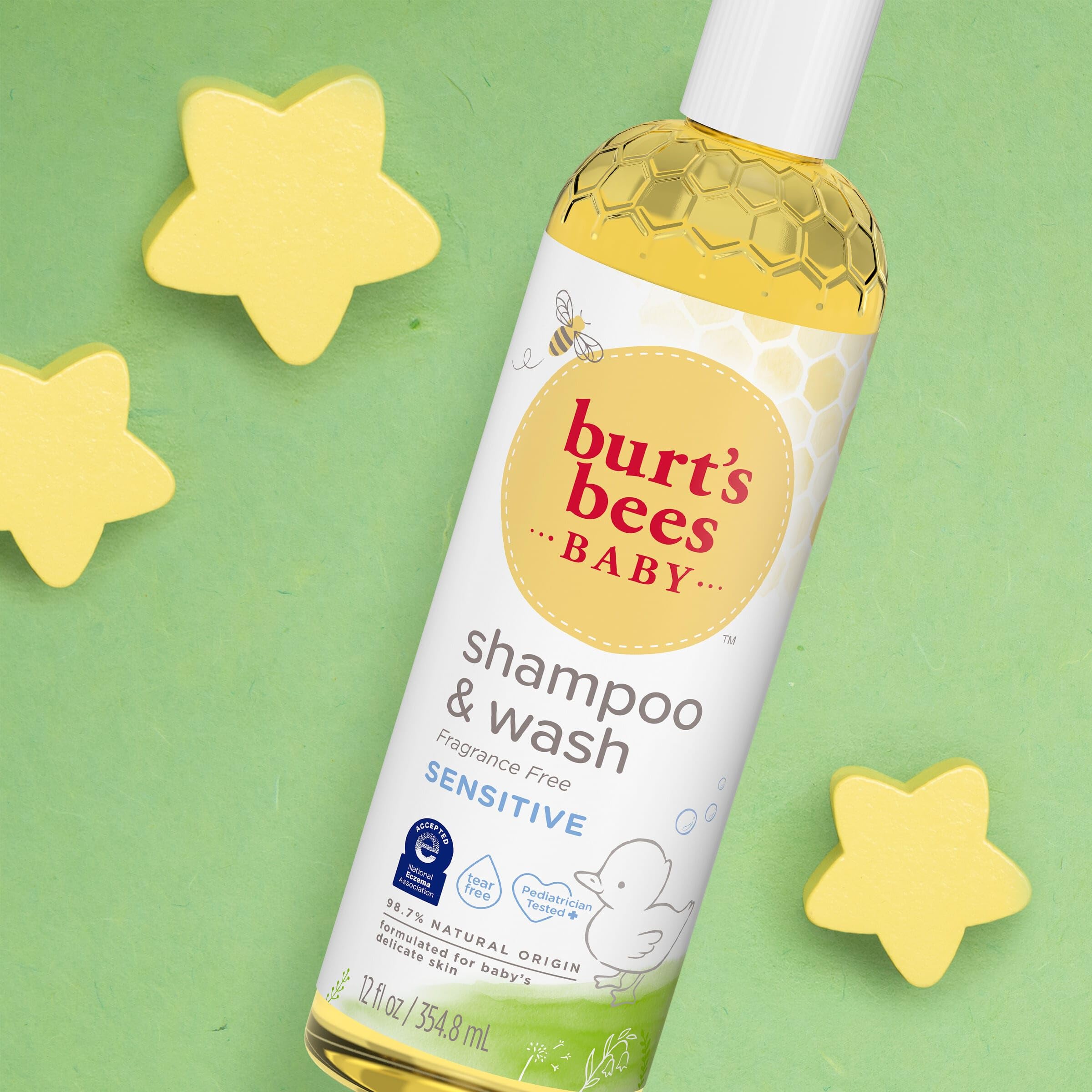Burt's Bees padre aplicando producto, control y facilidad de uso