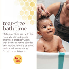 Burt's Bees comparación de tamaño en mano para visualizar la botella de 21 oz