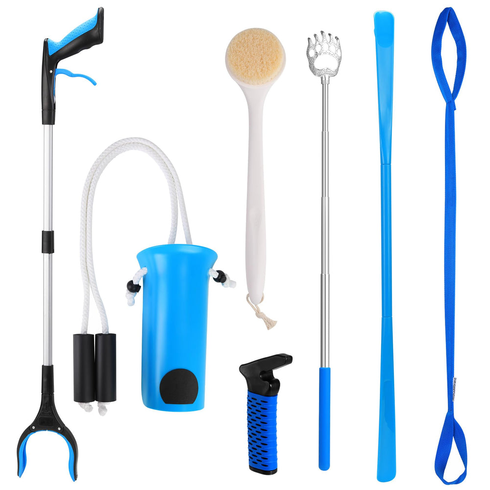 CAidRE kit desglosado en mesa para comparar tamaños, organización y transporte fácil