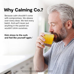 Calming Co. Ü Relax 2.0 escena de relajación en sofá, acompaña momentos tranquilos