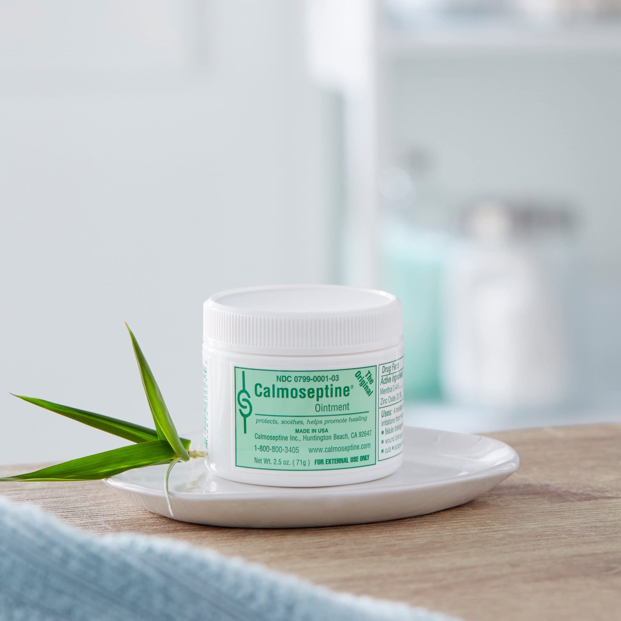 Calmoseptine etiqueta lateral con ingredientes y beneficios claros