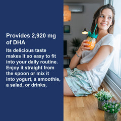 Botella Carlson Elite DHA con fondo que sugiere embotellado en Noruega y frescura
