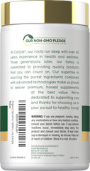 Carlyle spirulina tabletas en mano para comparar tamaño y cantidad por toma