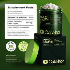 Cata-Kor envase junto a hojas, transmite origen natural y presentación cuidada