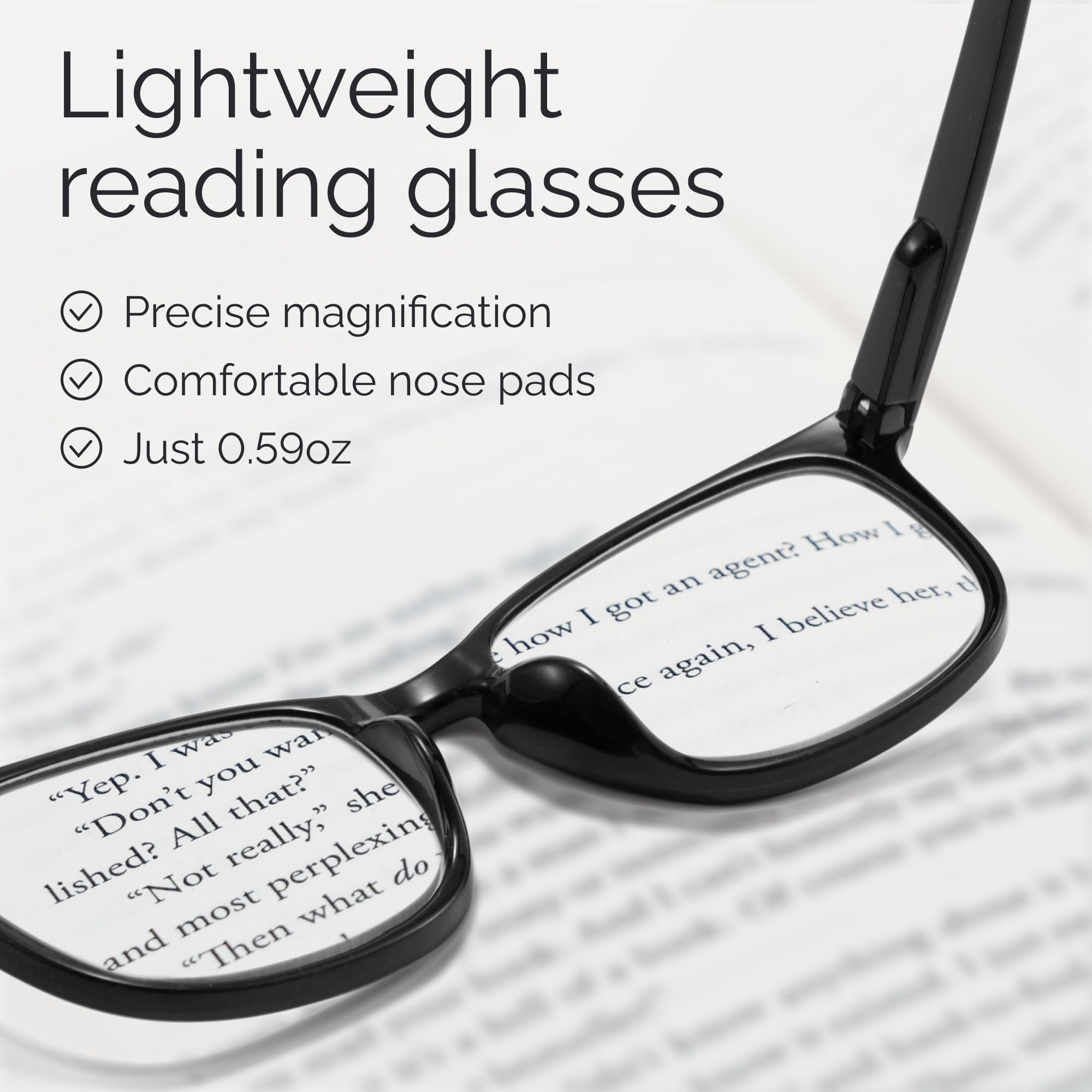 CCVOO gafas en mano para mostrar tamaño y ajuste cómodo