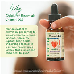 CHILDLIFE ESSENTIALS gota en superficie destacando textura líquida y dosificación exacta