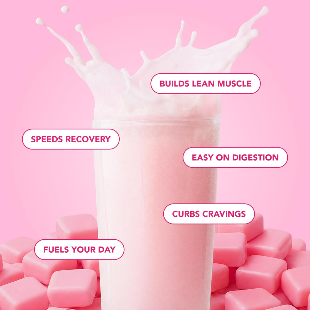 Shaker junto a equipo de gimnasio con Clean Simple Eats listo para usar