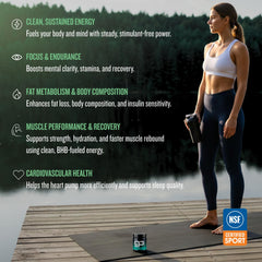 CleanForm Nutrition persona usando el producto en gimnasio para resistencia mejorada