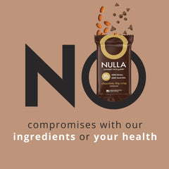 CleanForm Nutrition trozos de chocolate en primer plano ofreciendo sabor intenso