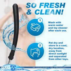 Boquilla CleanStream en uso en ducha demostrando manejo cómodo y estable