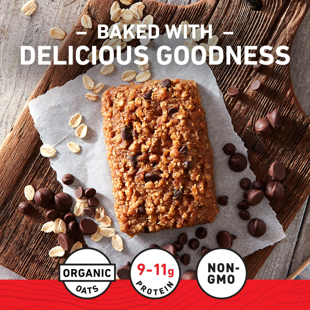 CLIF Bar barra abierta mostrando textura y avena, detalle que indica densidad y saciedad