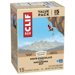 CLIF Bar en un equipamiento de ciclista demostrando uso práctico en ruta