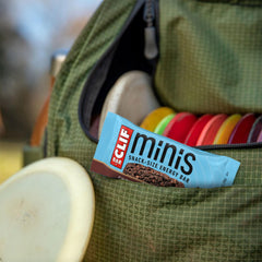 CLIF Bar mini en mochila deportiva listo para ejercicio breve