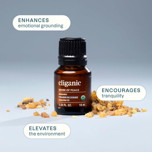 Cliganic detalle del aceite y su textura clara beneficios olfativos