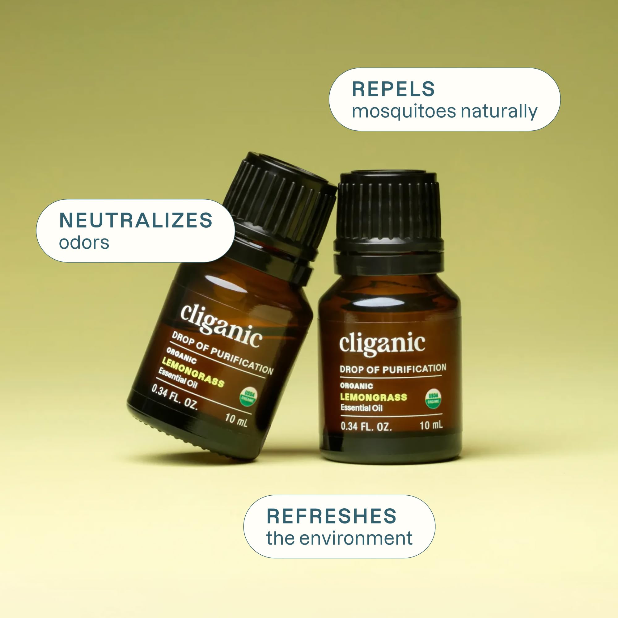 Comparación de tamaño de la botella Cliganic al lado de una mano para escala práctica