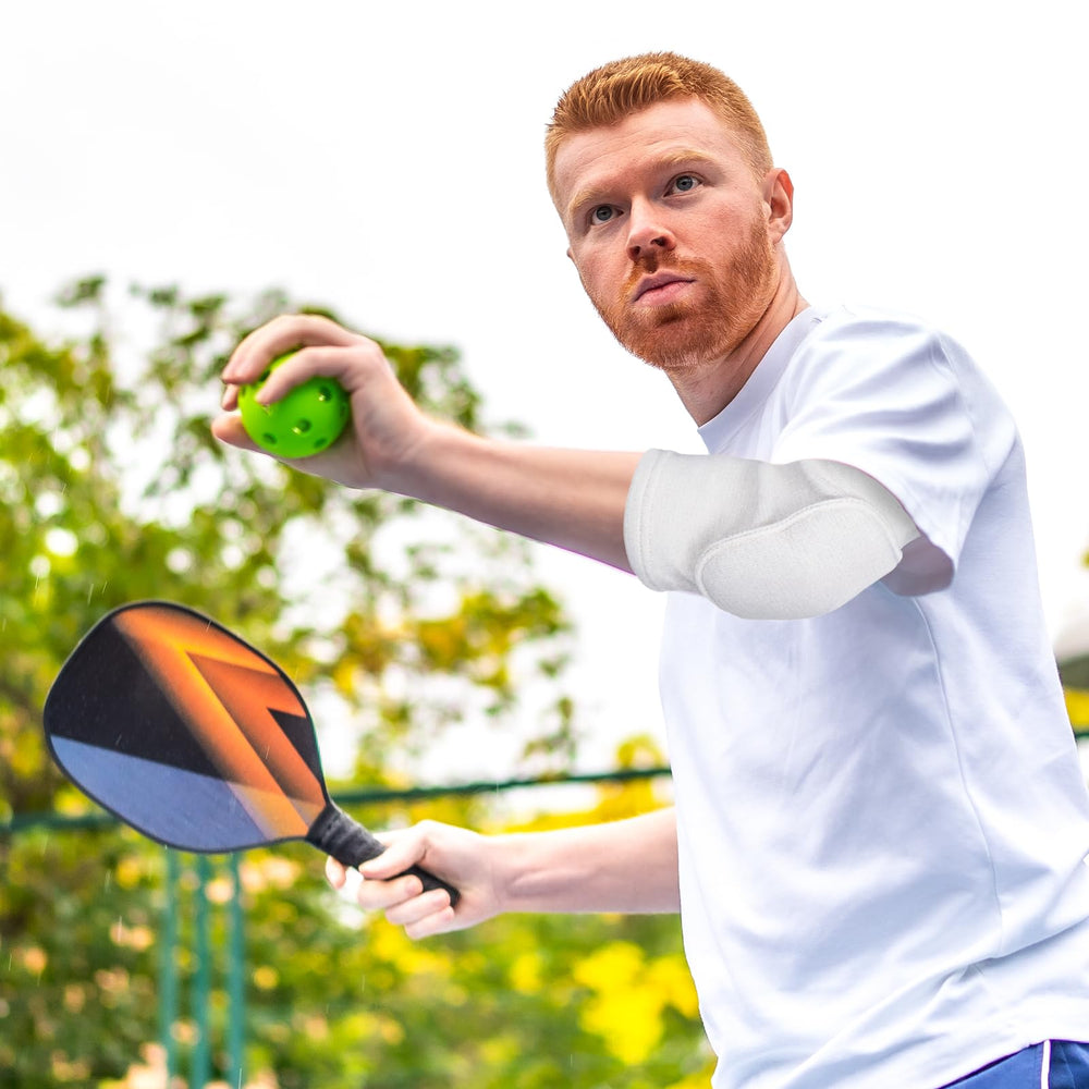 cobee comparación de tamaño sobre la mano para ver proporciones