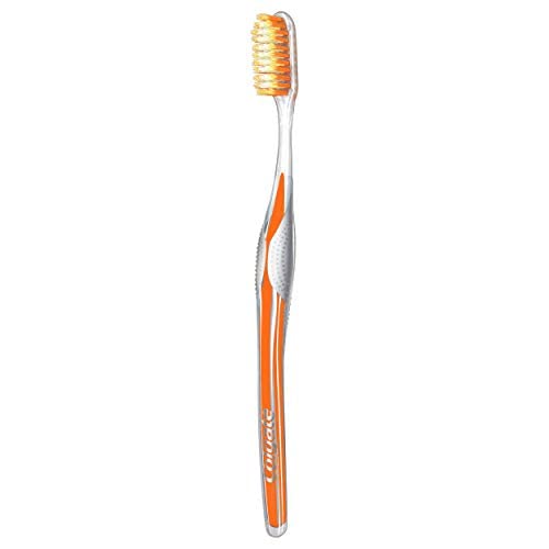 Colgate cepillo en baño moderno, uso diario y comodidad