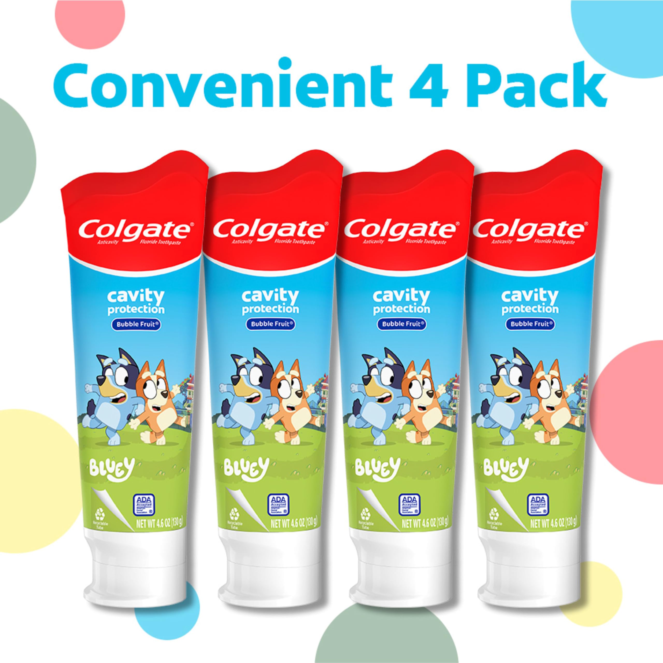 Colgate Bluey mano de niño usando la pasta para fomentar autonomía
