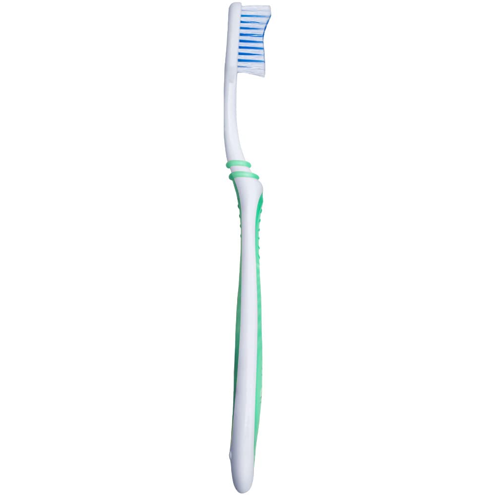 Colgate cerdas interiores más firmes limpiando superficie dental