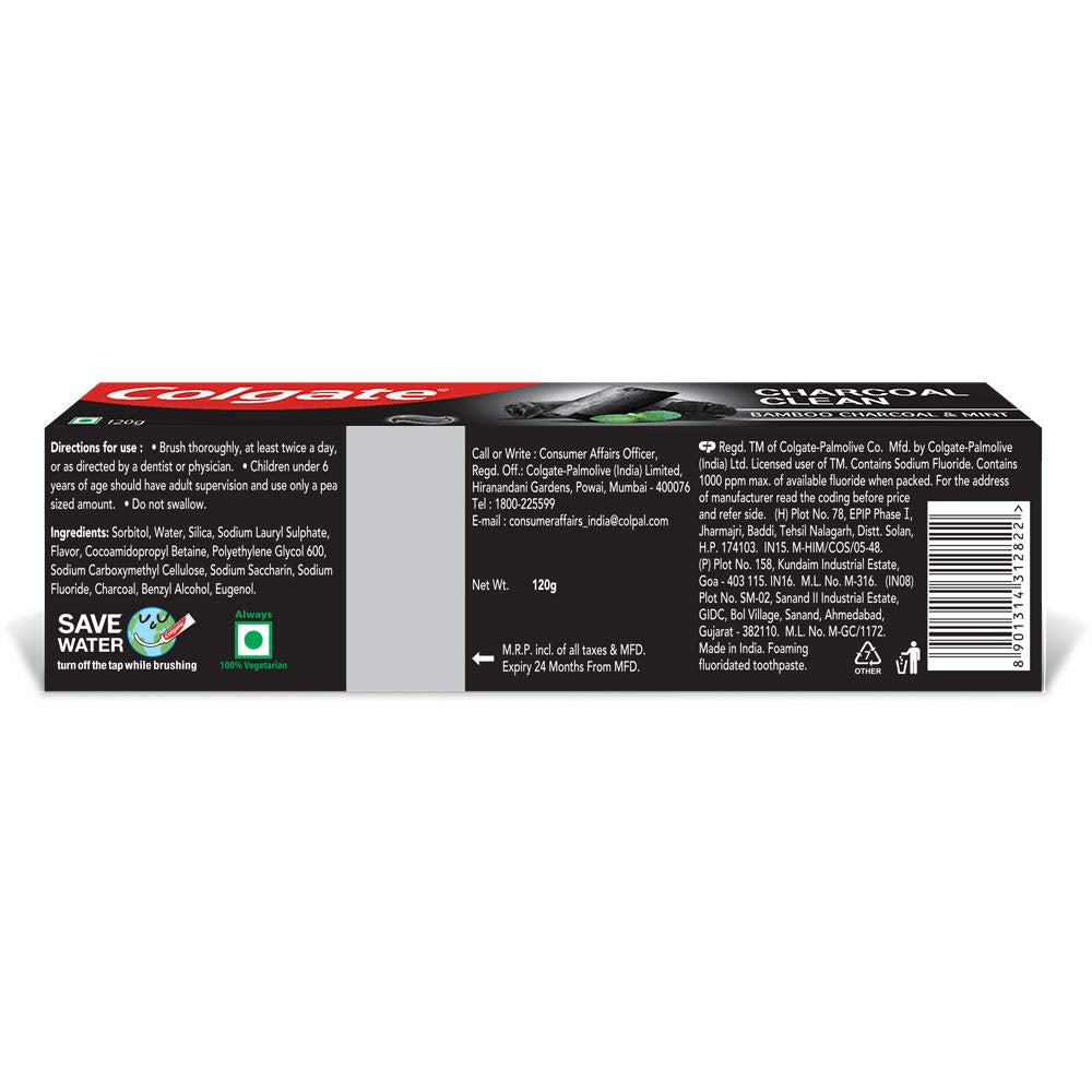 Tubo de Colgate Charcoal Clean en bolso de viaje para higiene bucal en movimiento