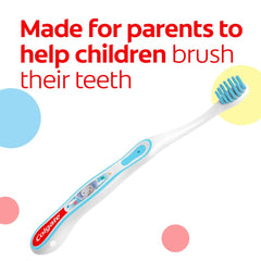 Colgate niño aprendiendo a cepillar fomentando la independencia
