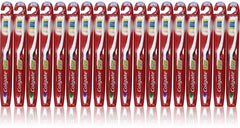 Colgate cepillo frontal mostrando cerdas y limpieza precisa