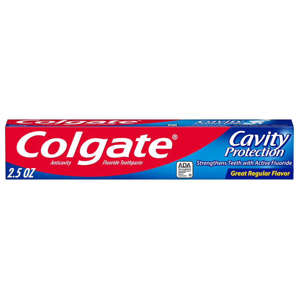 Colgate frente del tubo de viaje mostrando tamaño práctico y protección anticaries