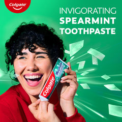 Colgate MaxFresh pack de cuatro tubos ideal para familias